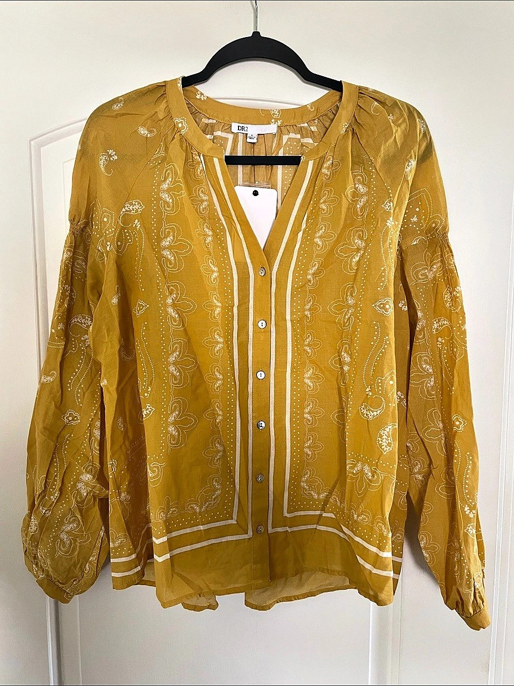 DR2 Paisley Blouse in Yellow & White Size Large NWT